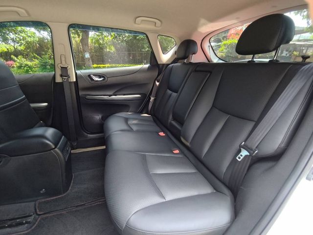 【全場認證里程保證】僅跑8萬km、IKEY、定速、導航倒顯、原廠保養、五大保固  第17張相片