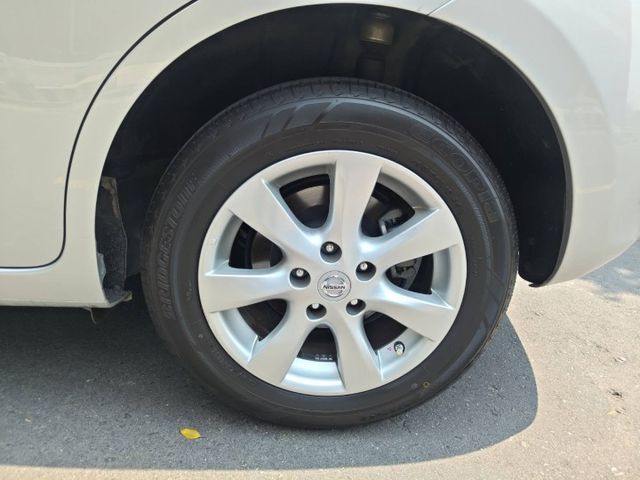 【全場認證里程保證】僅跑8萬km、IKEY、定速、導航倒顯、原廠保養、五大保固  第20張相片