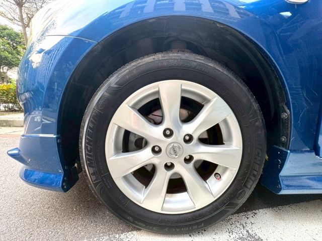 【全場認證里程保證】僅11萬KM、SR套件、獨立胎壓、10吋安卓機、導航倒顯  第19張相片