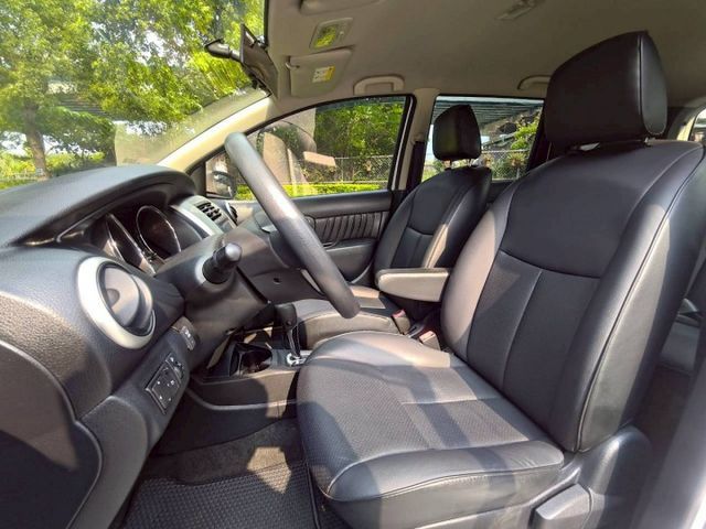 【全場認證里程保證】行家皮椅版、多媒體車機、導航倒顯、獨立胎壓、0頭款~可全貸  第10張相片