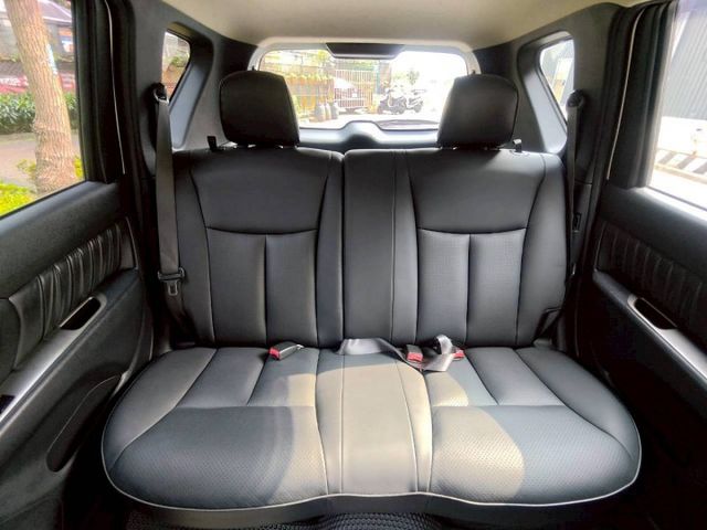 【全場認證里程保證】行家皮椅版、多媒體車機、導航倒顯、獨立胎壓、0頭款~可全貸  第15張相片