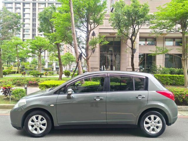 【全場認證里程保證】僅跑7萬km、安卓環景機、IKEY、定速、恆溫、原鈑件  第4張相片