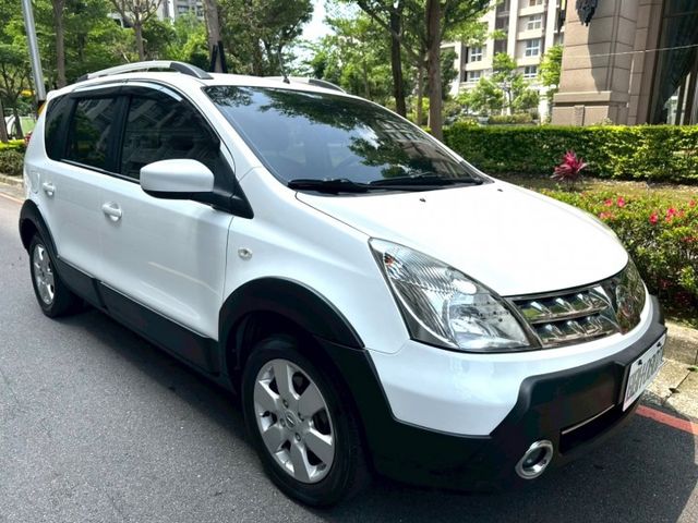 【全場認證里程保證】保證里程5萬km、車頂架、防刮輪拱、倒顯、恆溫、原鈑原廠保養  第3張相片