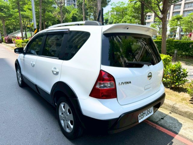 【全場認證里程保證】保證里程5萬km、車頂架、防刮輪拱、倒顯、恆溫、原鈑原廠保養  第4張相片