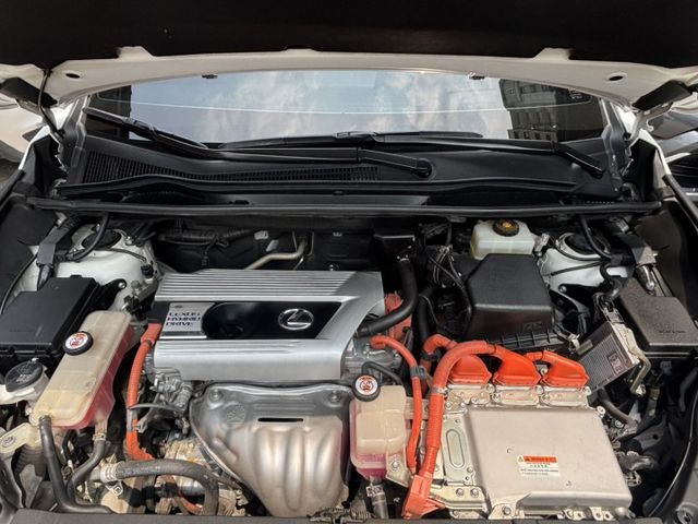 【全場認證里程保證】F-SPORT、4WD、僅7萬km、空力套件、原鈑原廠保養  第20張相片