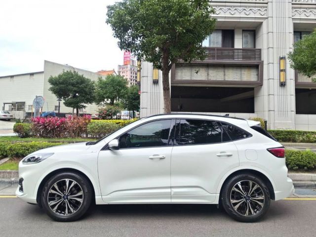 【全場認證里程保證】ST-LINE、空力套件、FSK冰鑽、LV2、原鈑原廠延保  第4張相片