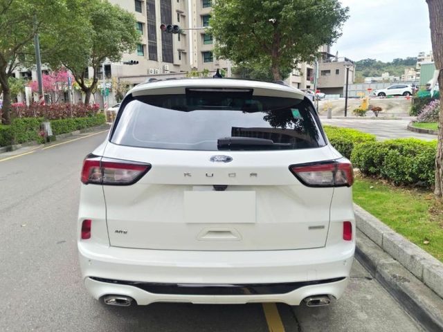 【全場認證里程保證】ST-LINE、空力套件、FSK冰鑽、LV2、原鈑原廠延保  第6張相片