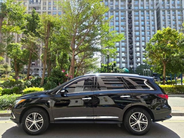 【全場認證里程保證】12吋安卓、四鏡頭行車記錄器、環景、雙電動椅、電尾門、原鈑件  第4張相片