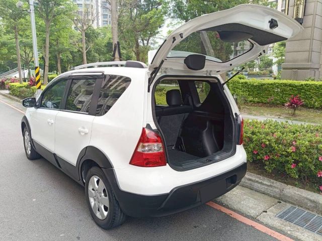 【全場認證里程保證】保證里程5萬km、車頂架、防刮輪拱、倒顯、恆溫、原鈑原廠保養  第7張相片