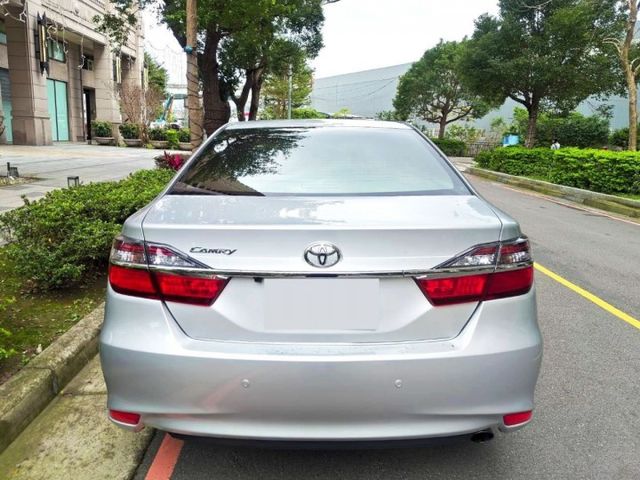 【全場認證里程保證】僅9萬km、精裝影音、導航倒顯、HID、循跡、原鈑原廠保養  第6張相片
