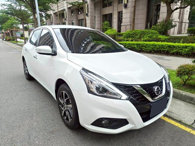 【全場認證里程保證】全新車味、僅9000km、6安、盲點、IKEY、原漆原鈑件  第3張相片