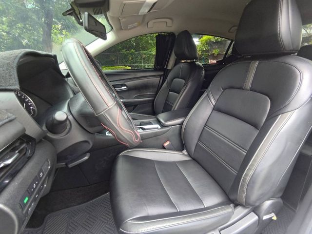 【全場認證里程保證】盲點、環景、CarPlay 、JBL音響、環艙氣氛燈、原廠保養  第9張相片