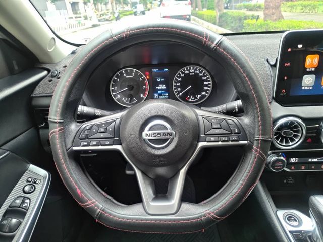 【全場認證里程保證】盲點、環景、CarPlay 、JBL音響、環艙氣氛燈、原廠保養  第11張相片