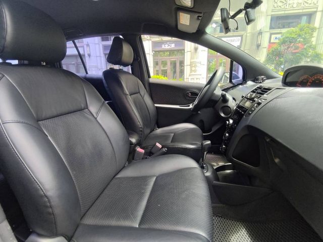 【祺鉅汽車全場認證】S版、空力套件、IKEY、HID、原鈑件  第10張相片