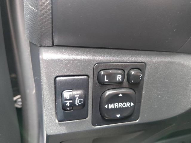 【祺鉅汽車全場認證】S版、空力套件、IKEY、HID、原鈑件  第13張相片