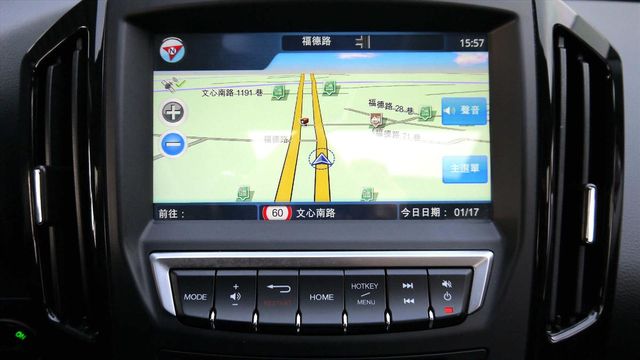 原廠保養 免鑰匙 環景 抬顯天窗 電尾門  第14張相片