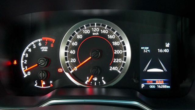 原廠保養 保固中 就像新車 現買現省  第10張相片