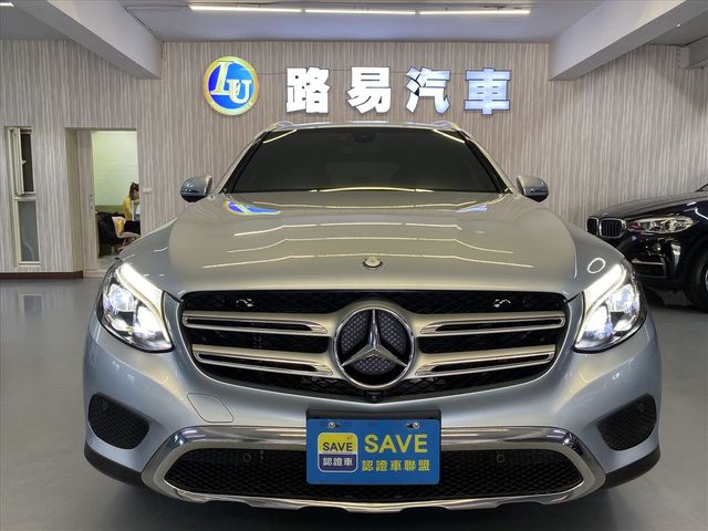 BENZ GLC250  第2張相片