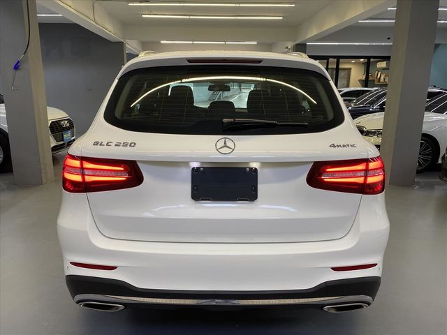 BENZ GLC250  第5張相片