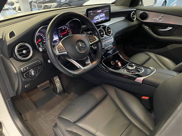 BENZ GLC250  第7張相片