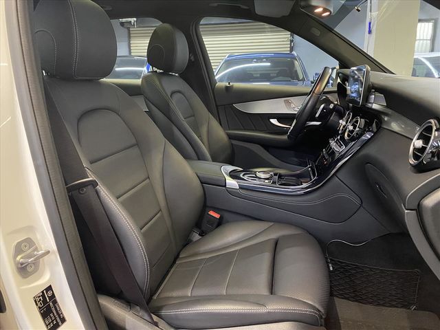 BENZ GLC250  第9張相片