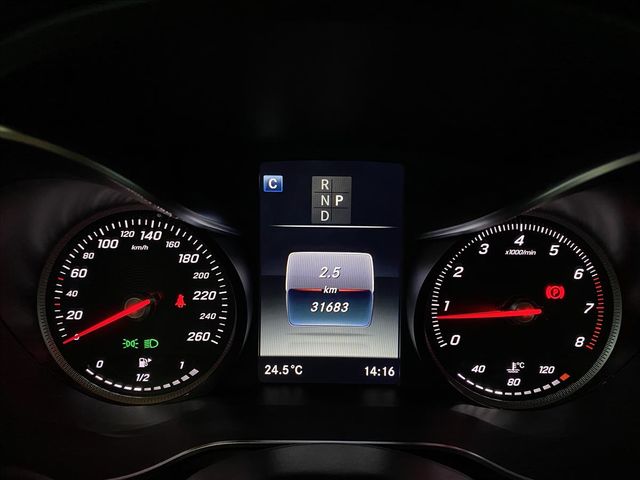 BENZ GLC250  第13張相片