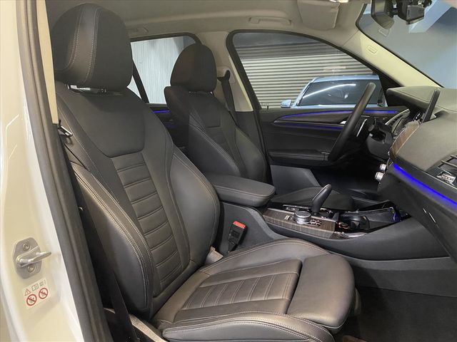BMW X3  第9張相片
