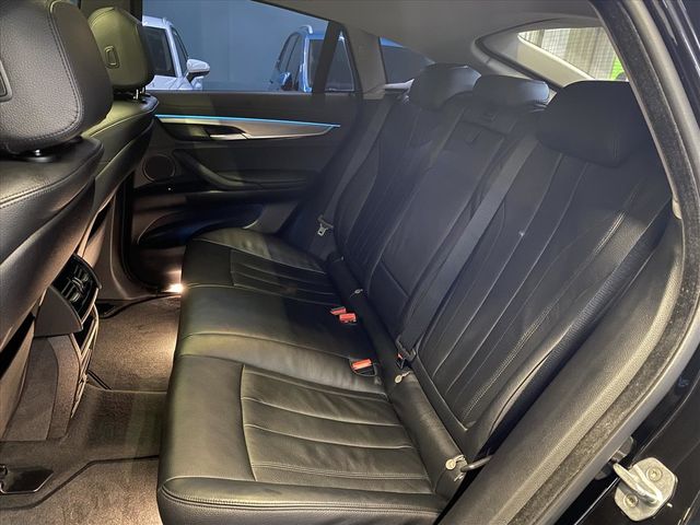 BMW X6  第10張相片