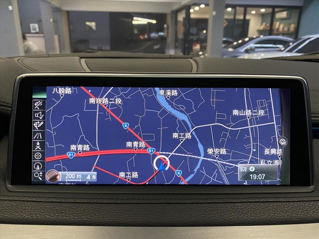 BMW X6  第13張相片