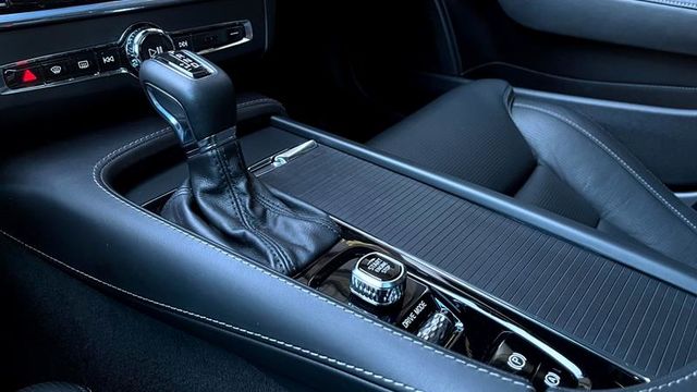 VOLVO V90  第14張相片