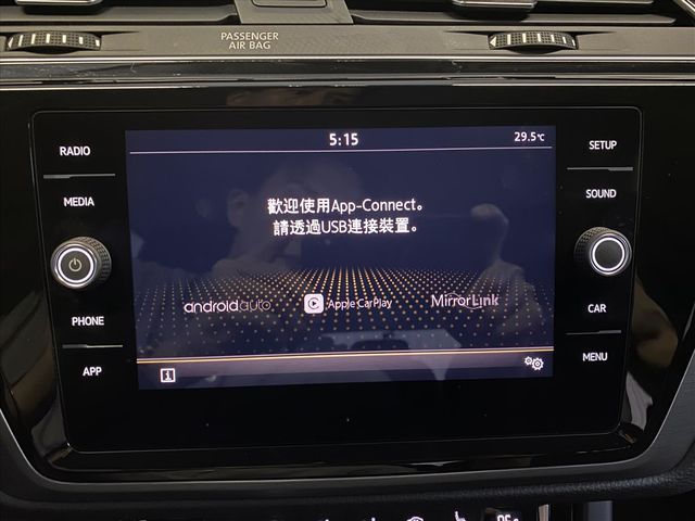 VOLKSWAGEN TOURAN  第13張相片