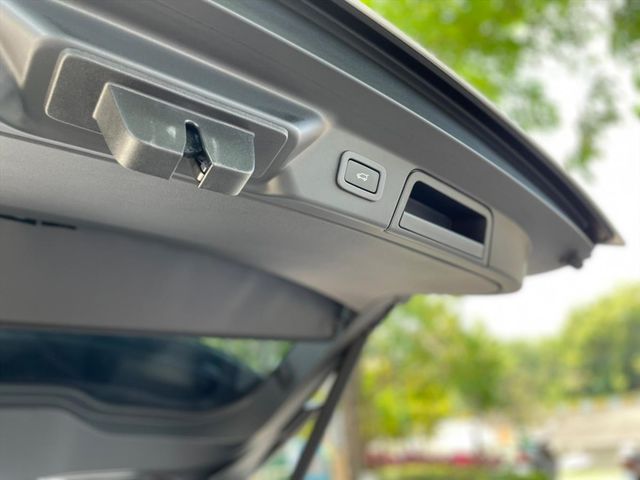 LAND ROVER RANGE ROVER VELAR  第13張相片