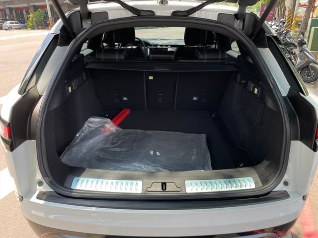 LAND ROVER RANGE ROVER VELAR  第14張相片