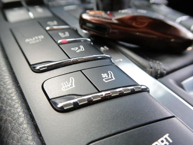 PORSCHE MACAN S  第9張相片