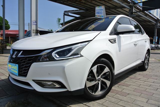 汽車圖片 1張相片中古車 一手車實車實價不低價釣魚業界最低利率 Luxgen 納智捷 S3 台中市 Findcar 找車網