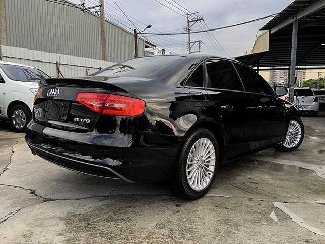 AUDI A4  第17張相片