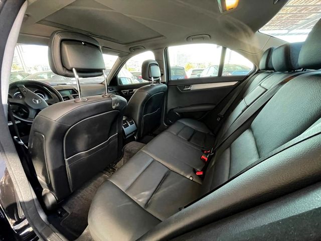 BENZ C300  第4張相片