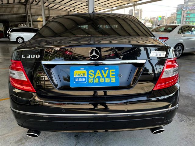 BENZ C300  第13張相片