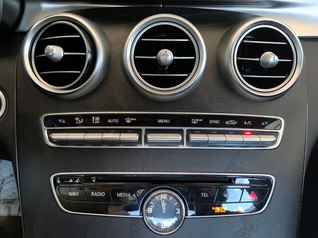 BENZ C300  第11張相片