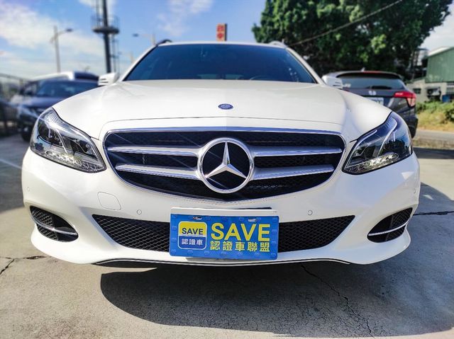 BENZ E200  第2張相片
