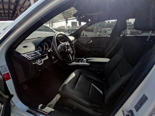 BENZ E200  第4張相片