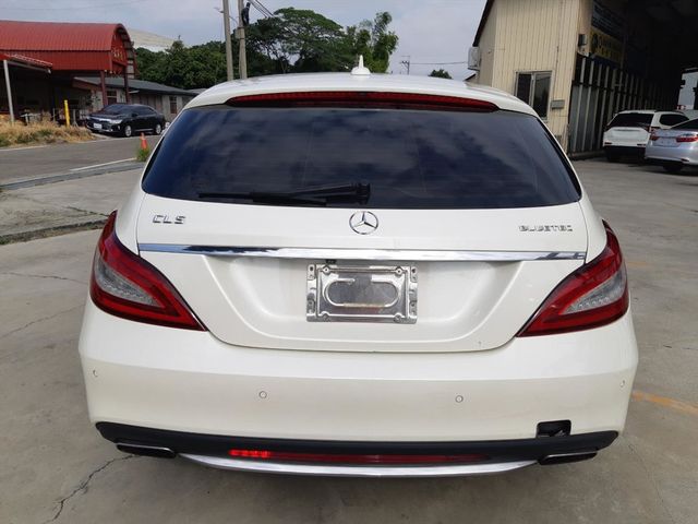 BENZ CLS350  第16張相片