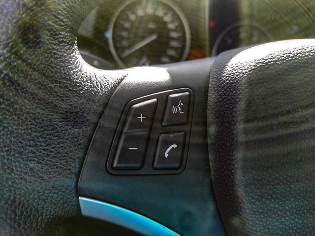 BMW 323I  第9張相片