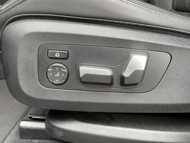全新車 原廠保固  第9張相片