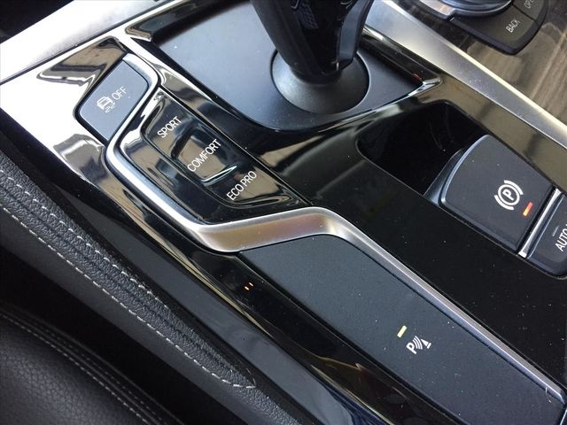 總代理 520i Luxury Lin  第17張相片