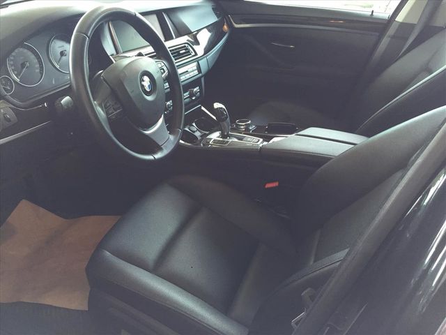 總代理 BMW520i Luxury  第9張相片