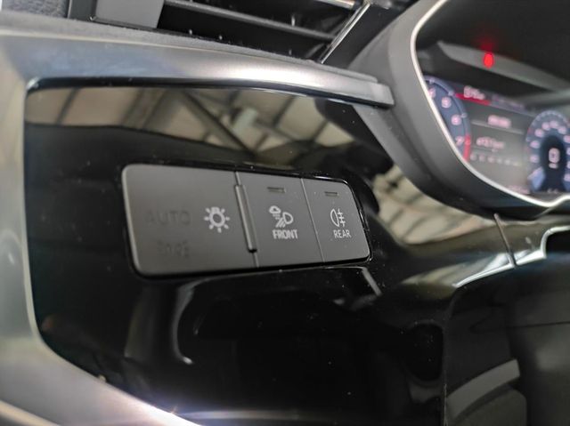 享新車保固 Q3 40TFSI Quat  第19張相片
