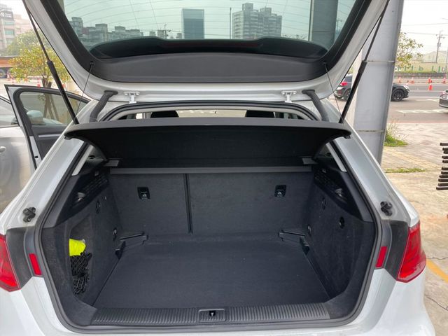 AUDI A3  第15張相片