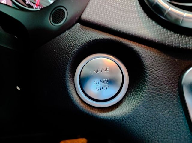 BENZ CLA200  第3張相片