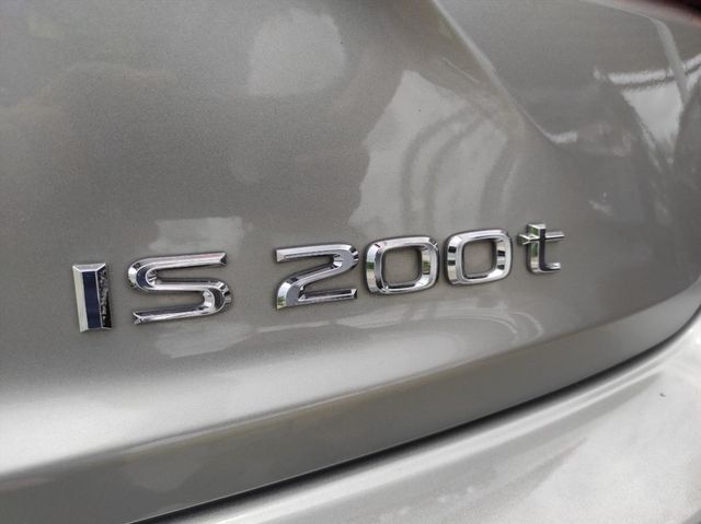 LEXUS IS200T  第17張相片